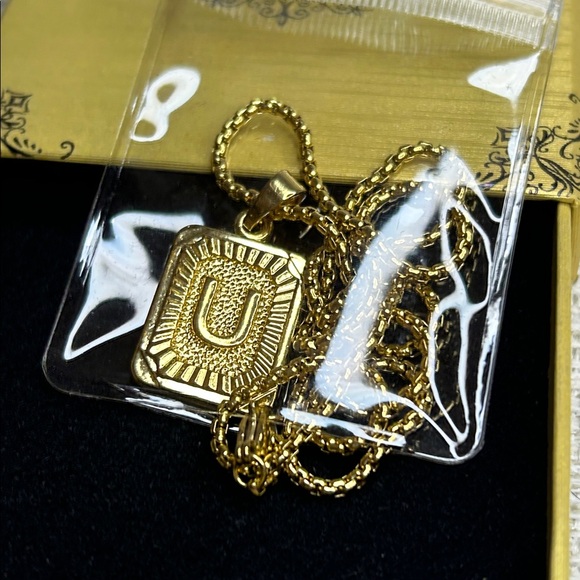 Jewelry - U Initial Gold Plate Necklace